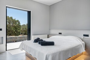 5 bedrooms, iron/ironing board, free WiFi, bed sheets - Apartment 'Drys Il' with Sea View, Wi-Fi and Air Conditioning (Ellinika)
