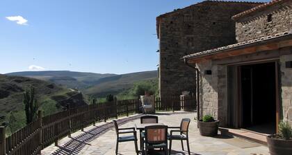 Country House 'El Ventorro' with Mountain View and Shared Terrace
