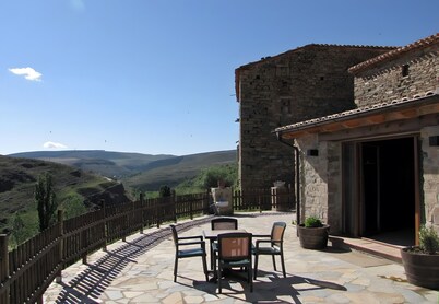 Spacious Country House 'El Ventorro' with Mountain Views