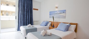 Apartment 'Estándar' with Balcony, Wi-Fi and Air Conditioning