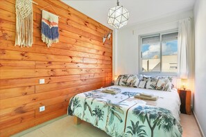 2 bedrooms, iron/ironing board, free WiFi, bed sheets - Modern Apartment 'Native Coconut House' with Private Terrace and Wi-Fi (Corralejo)