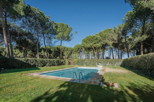Country House 'Ribera Del Duero' with Mountain View, Private Pool and Private Garden