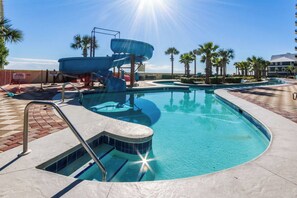Indendørs pool, udendørs pool