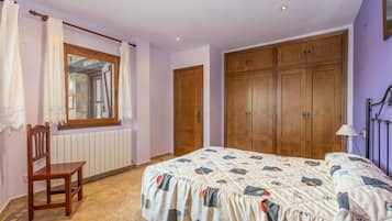 3 dormitorios, wifi gratis, ropa de cama