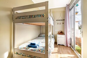 4 habitaciones, wifi gratis y ropa de cama