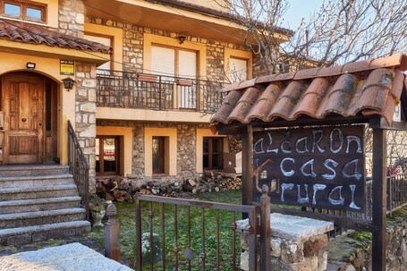 Außendetails. Finca 'Aldaron' mit Bergblick, Privatem Garten und Wi-Fi