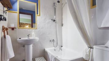 Shower, towels