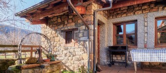 Country House 'Aldaron' with Mountain View, Private Garden and Wi-Fi