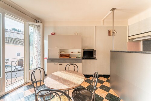 Apartment 'De Ville' with Wi-Fi