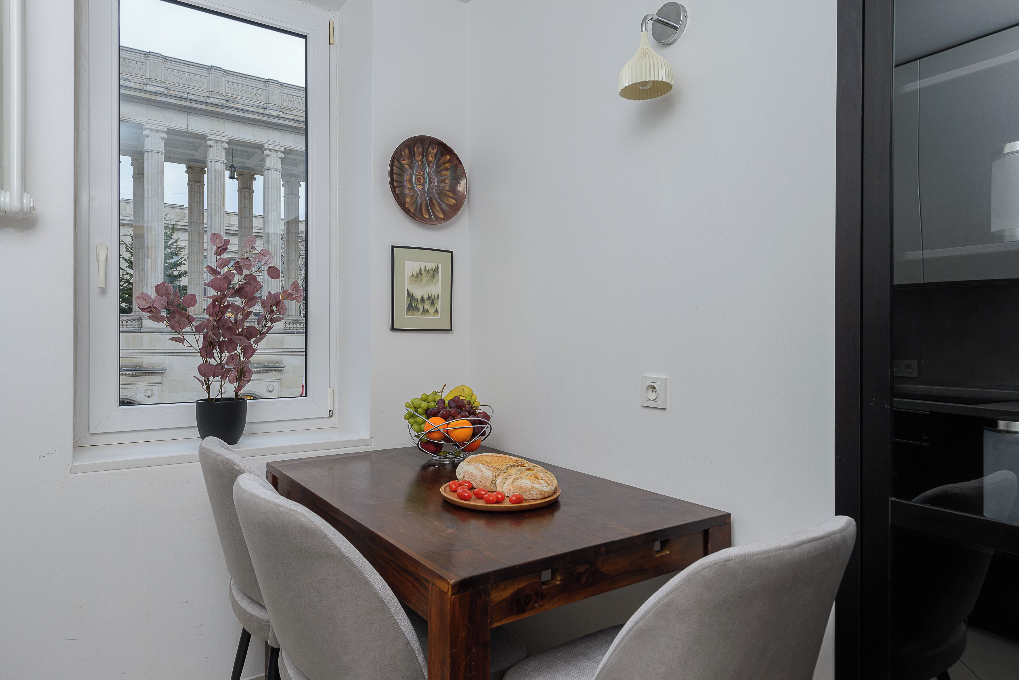 Deluxe Apartment, Balcony, Courtyard View | Private kitchen