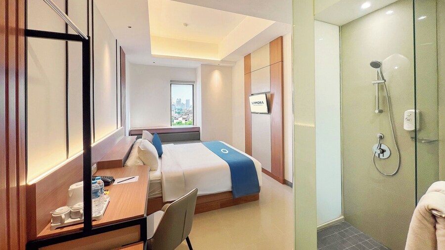 Lamora Kota Lama Surabaya