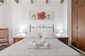 2 quartos, ferros/t ábuas de passar roupa, Wi-Fi de cortesia