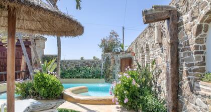 El Cortijo 2 Apartment: pool, terrace & AC in Conil de la Frontera