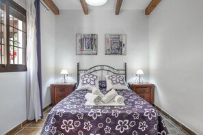 2 camere, ferro/asse da stiro, Wi-Fi gratuito, lenzuola