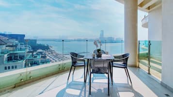 Deluxe Apartment, 2 Bedrooms, Sea View, Beachfront | Terrace/patio