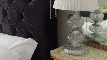 Classic-Doppelzimmer, Stadtblick | 1 Schlafzimmer, Verdunkelungsvorhänge, kostenloses WLAN