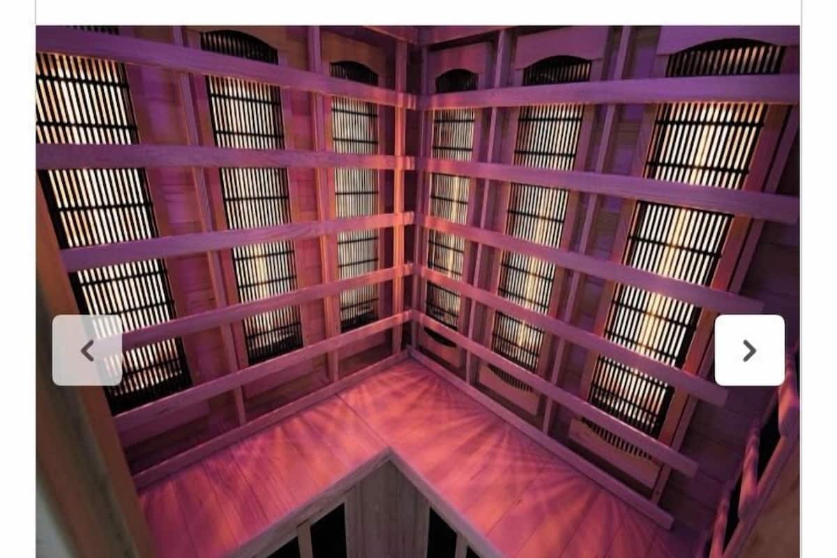 Een 40-inch smart-tv met kabelzenders