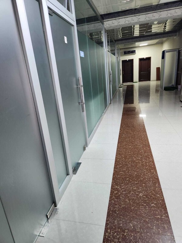 Front of property - Lider hostel (Baku)