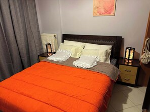 2 slaapkamers, een strijkplank/strijkijzer, wifi, beddengoed