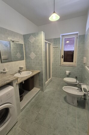 Shower, bidet - FINESTRA SUL PORTO (Marina di Camerota)