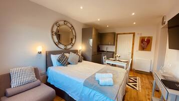 1 bedroom, iron/ironing board, free WiFi, bed sheets