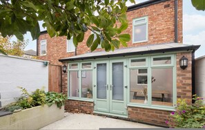 House | 2 bedrooms - Host Stay The Braes (Redcar)