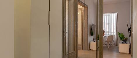 Apartment | 2 bedrooms, Internet