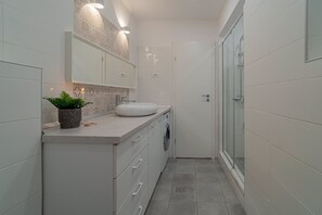 Apartment | 2 bedrooms - Stylish 2BR - Piata Universitatii - Cismigiu (Bucharest)