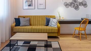 Apartment | 1 bedroom, desk