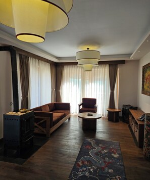 Phòng đôi Cao cấp | Khu phòng khách