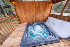 Outdoor spa tub - Nature & Spa | Sherwood (Shannon)