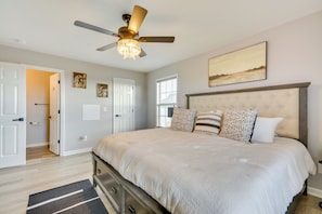 Interior - Easy Access to Dtwn: High Point Condo (High Point)
