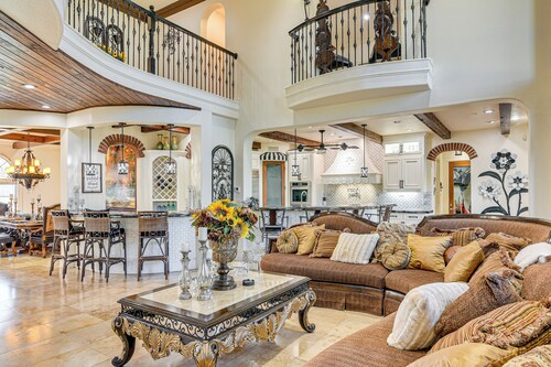 Luxury Home w/ Patio & Lake View in Richmond!