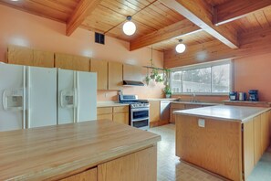 House (1 Bedroom) | Interior