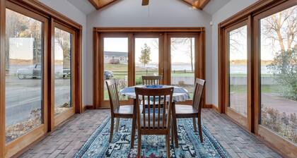Lakeside Couple's Escape w/ Dock in Newport!