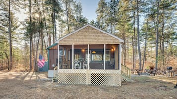House (2 Bedrooms) | Front of property