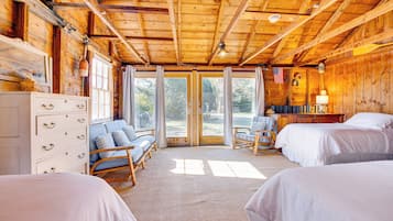 Cottage (3 Bedrooms) | Interior