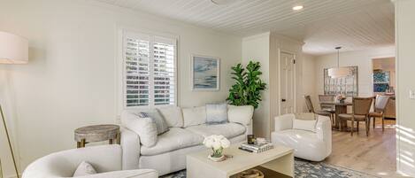 Cottage (2 Bedrooms) | Front of property