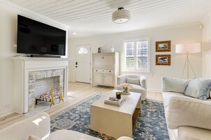 Cottage (2 Bedrooms) | Interior