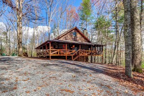House (1 Bedroom) | Interior - Hot Tub & Games: Ridgetop Cabin in Blue Ridge! (Blue Ridge)