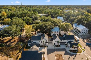 Interior - Historic Location: Townhome in Johns Island! (Johns Island)