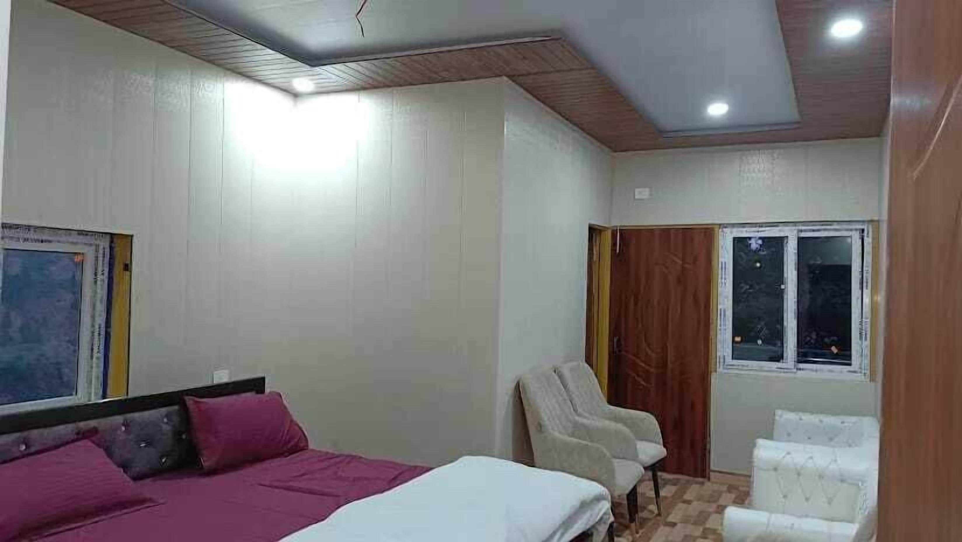 Deluxe-Zimmer, Balkon, Bergblick | Schreibtisch, kostenloses WLAN