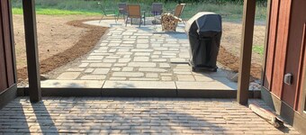 Cozy 2 Bedroom Cottage in the Woods, Near Petoskey, Golf Courses and Ski Resorts