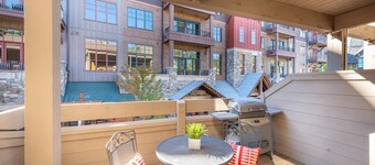 Steps to Gondola Private Deck Overlooking Village