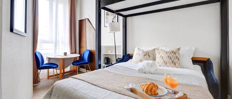 Strykjärn/strykbräda och gratis wi-fi