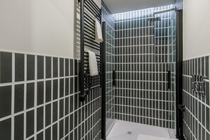 Apartment | Bathroom | Hair dryer - Bright Studio With gym and Coworking, Milan (Milan)
