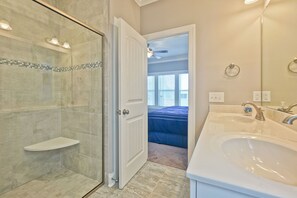 Shower, towels