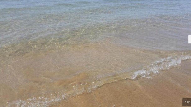 A beach with clear shallow water and a sandy shore. - Villa Sabbia Granelli (Pachino)