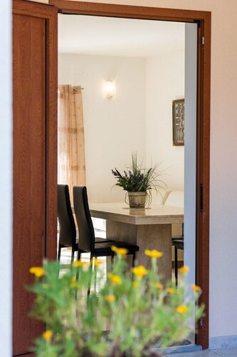 Apartment Pineta 1, offers you comfort for your ideal vacation, located in Artatore.