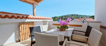 Apartment Prica 3, located in Mali Lošinj, possible to accommodate 4-5 people.